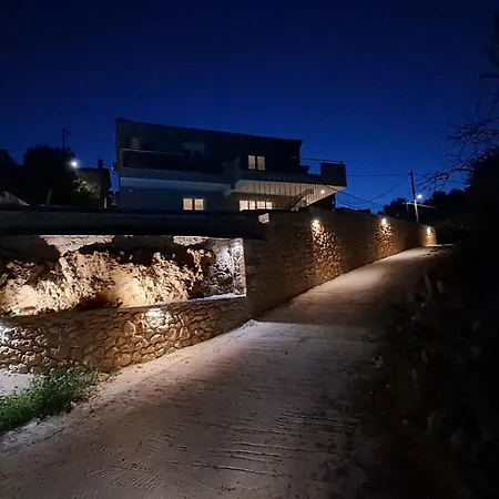 Arsinoe * Lixouri